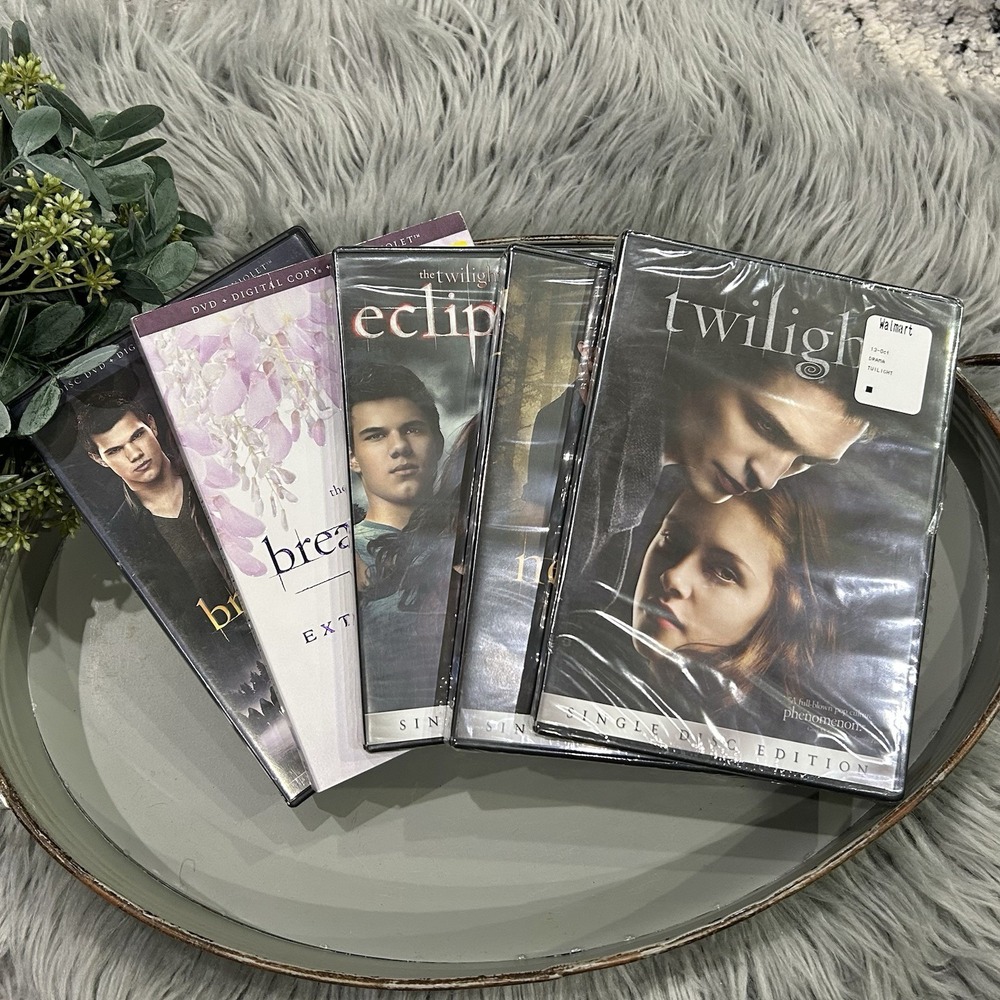 Twilight Saga Complete DVD Movie Collection Bundle